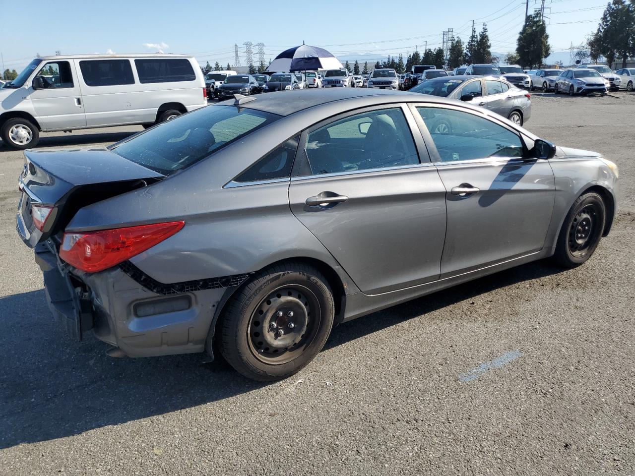 Photo 2 VIN: 5NPEB4AC1DH560814 - HYUNDAI SONATA 