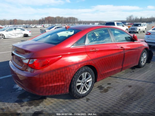 Photo 3 VIN: 5NPEB4AC1DH561025 - HYUNDAI SONATA 