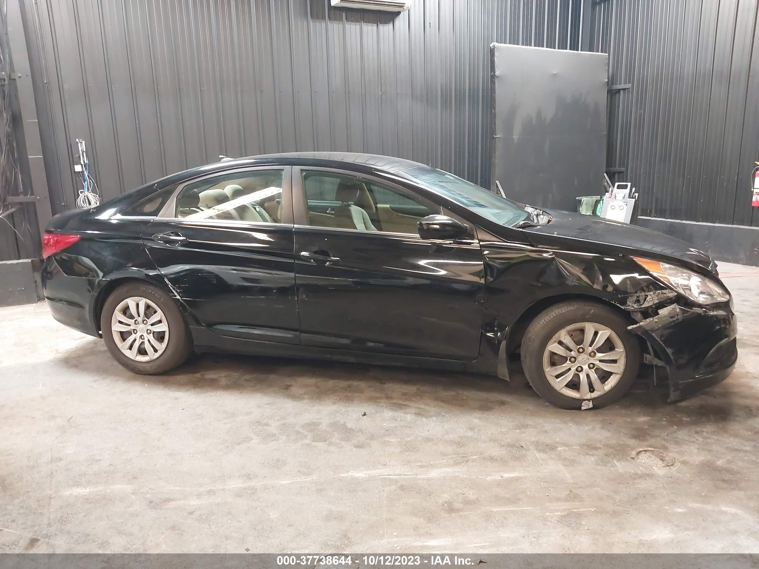 Photo 5 VIN: 5NPEB4AC1DH565902 - HYUNDAI SONATA 