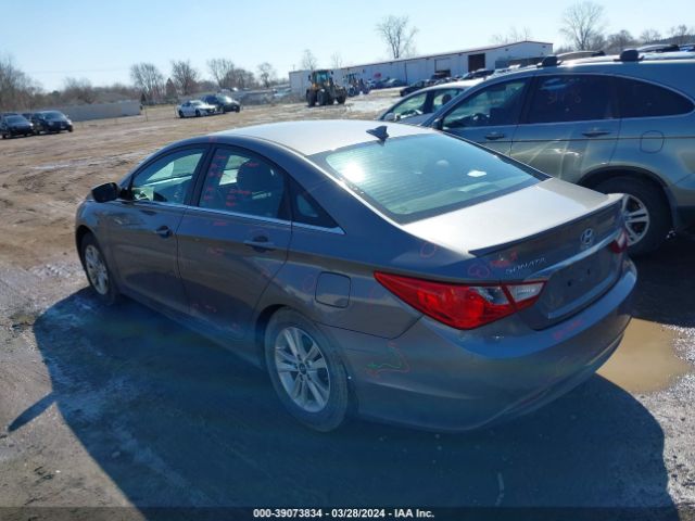 Photo 2 VIN: 5NPEB4AC1DH572008 - HYUNDAI SONATA 