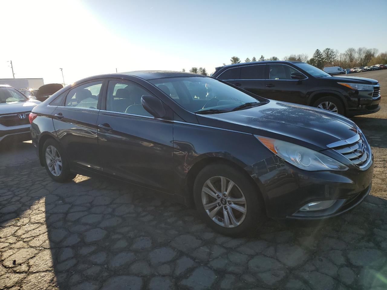 Photo 3 VIN: 5NPEB4AC1DH582778 - HYUNDAI SONATA 