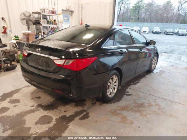 Photo 3 VIN: 5NPEB4AC1DH589441 - HYUNDAI SONATA 