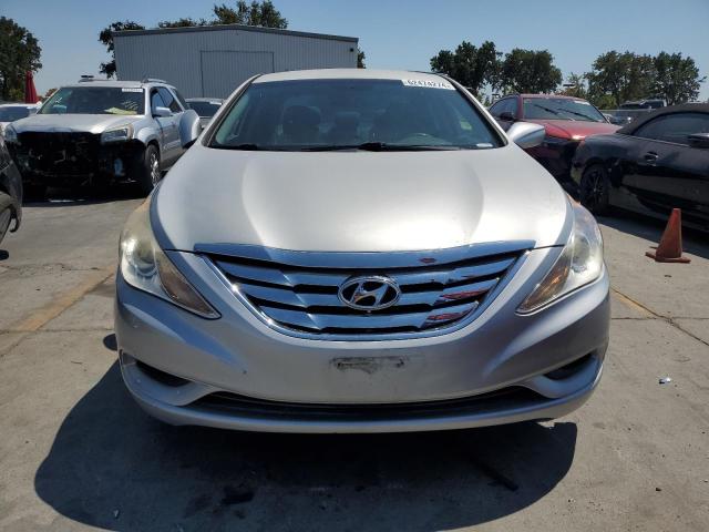 Photo 4 VIN: 5NPEB4AC1DH589679 - HYUNDAI SONATA 