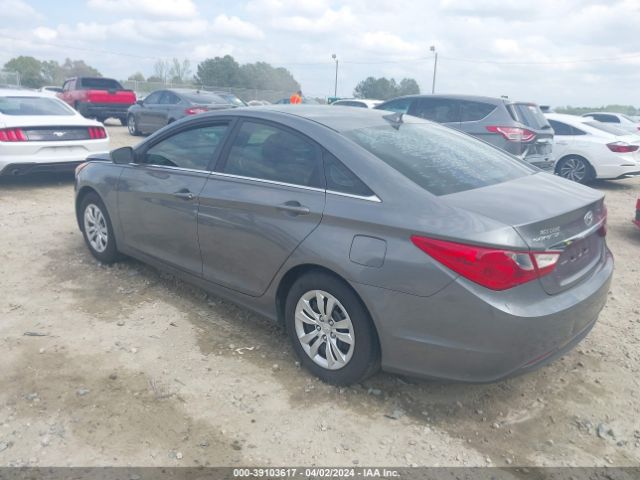 Photo 2 VIN: 5NPEB4AC1DH592582 - HYUNDAI SONATA 