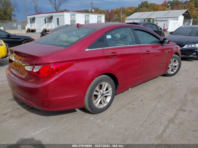 Photo 3 VIN: 5NPEB4AC1DH605296 - HYUNDAI SONATA 