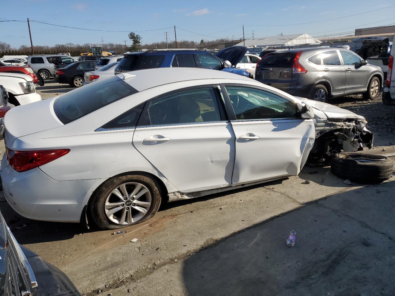 Photo 2 VIN: 5NPEB4AC1DH607467 - HYUNDAI SONATA 