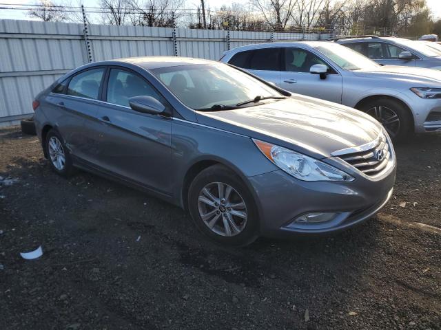 Photo 3 VIN: 5NPEB4AC1DH608313 - HYUNDAI SONATA GLS 