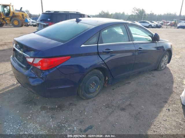 Photo 3 VIN: 5NPEB4AC1DH613401 - HYUNDAI SONATA 