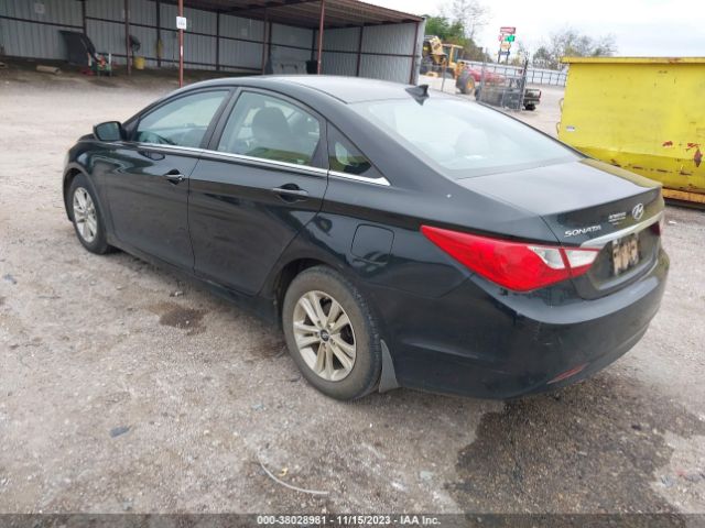 Photo 2 VIN: 5NPEB4AC1DH616511 - HYUNDAI SONATA 