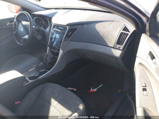 Photo 4 VIN: 5NPEB4AC1DH618386 - HYUNDAI SONATA 