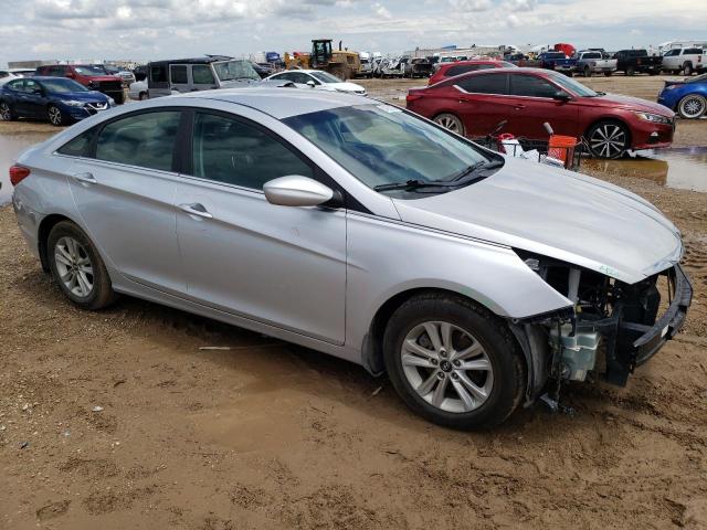 Photo 3 VIN: 5NPEB4AC1DH623748 - HYUNDAI SONATA GLS 