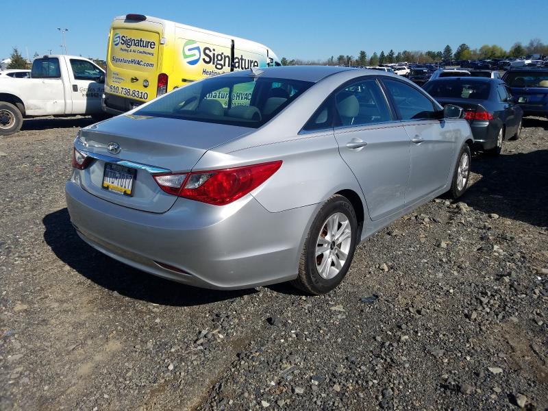 Photo 3 VIN: 5NPEB4AC1DH627279 - HYUNDAI SONATA GLS 