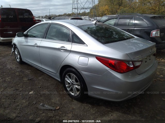 Photo 2 VIN: 5NPEB4AC1DH633454 - HYUNDAI SONATA 