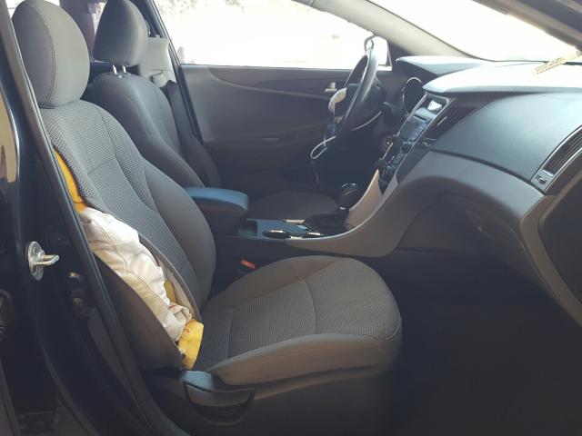 Photo 4 VIN: 5NPEB4AC1DH638069 - HYUNDAI SONATA 