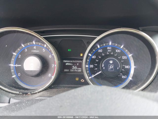 Photo 6 VIN: 5NPEB4AC1DH640842 - HYUNDAI SONATA 