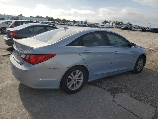 Photo 2 VIN: 5NPEB4AC1DH665207 - HYUNDAI SONATA GLS 