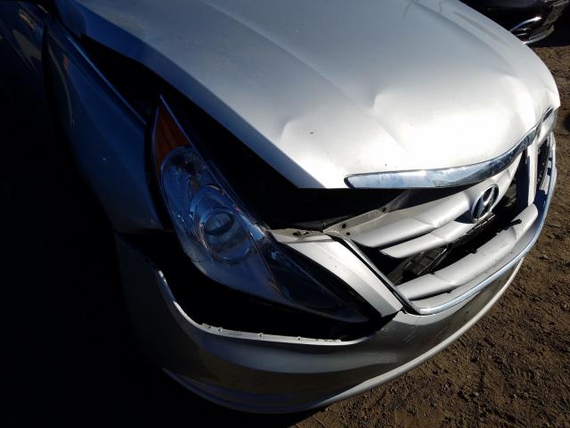 Photo 8 VIN: 5NPEB4AC1DH680029 - HYUNDAI SONATA GLS 