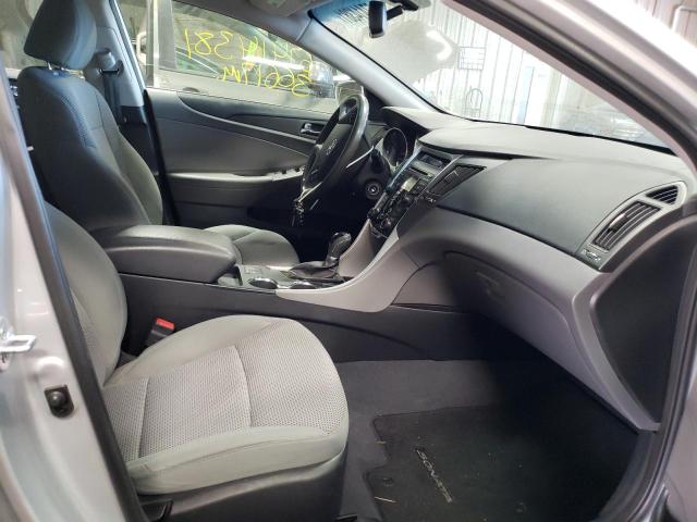 Photo 4 VIN: 5NPEB4AC1DH682086 - HYUNDAI SONATA GLS 