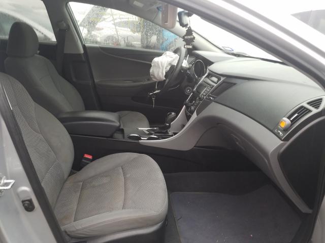 Photo 4 VIN: 5NPEB4AC1DH686493 - HYUNDAI SONATA GLS 