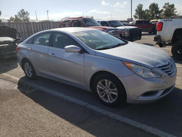 Photo 3 VIN: 5NPEB4AC1DH697638 - HYUNDAI SONATA GLS 