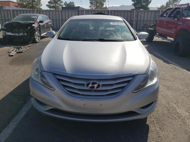 Photo 4 VIN: 5NPEB4AC1DH697638 - HYUNDAI SONATA GLS 