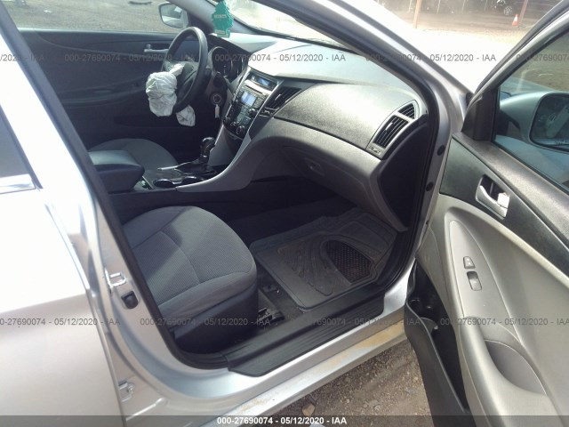 Photo 4 VIN: 5NPEB4AC1DH700280 - HYUNDAI SONATA 