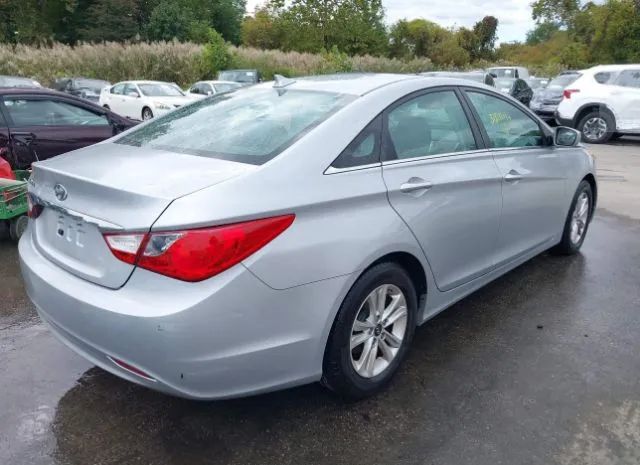 Photo 3 VIN: 5NPEB4AC1DH714499 - HYUNDAI SONATA 