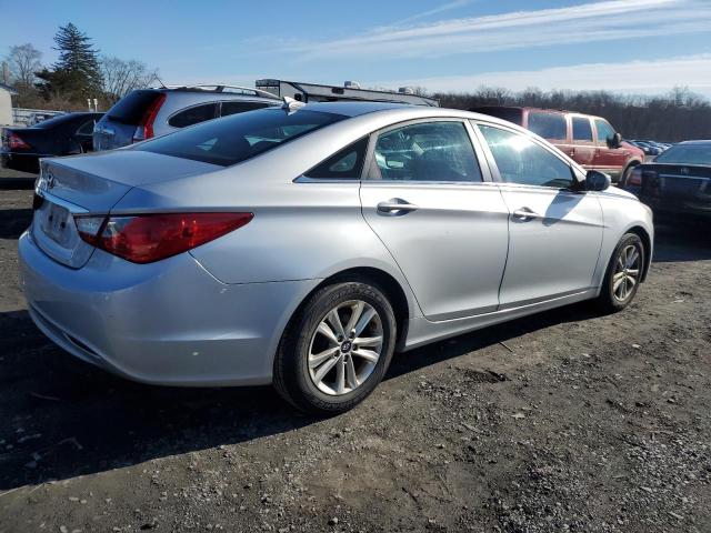 Photo 2 VIN: 5NPEB4AC1DH715572 - HYUNDAI SONATA 