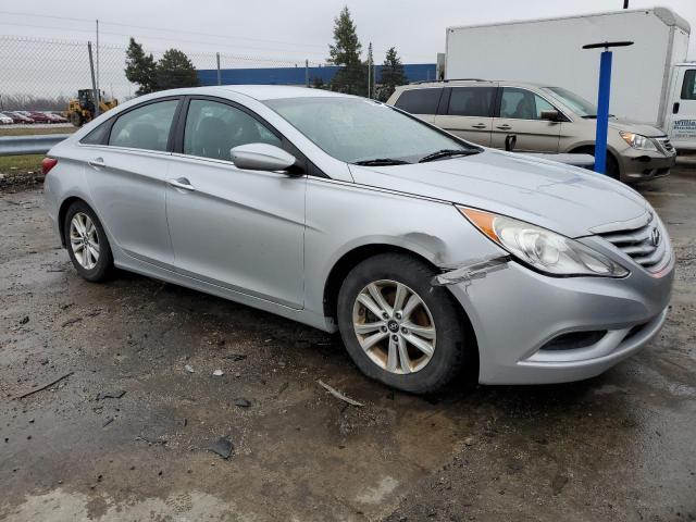 Photo 3 VIN: 5NPEB4AC1DH724322 - HYUNDAI SONATA GLS 