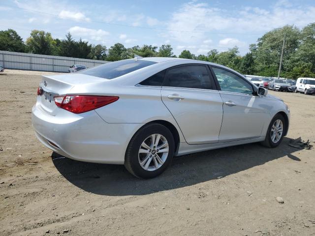 Photo 2 VIN: 5NPEB4AC1DH726152 - HYUNDAI SONATA GLS 