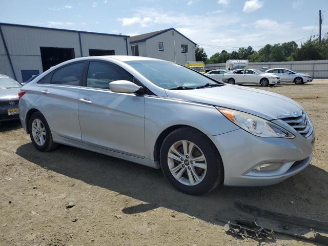 Photo 3 VIN: 5NPEB4AC1DH726152 - HYUNDAI SONATA GLS 