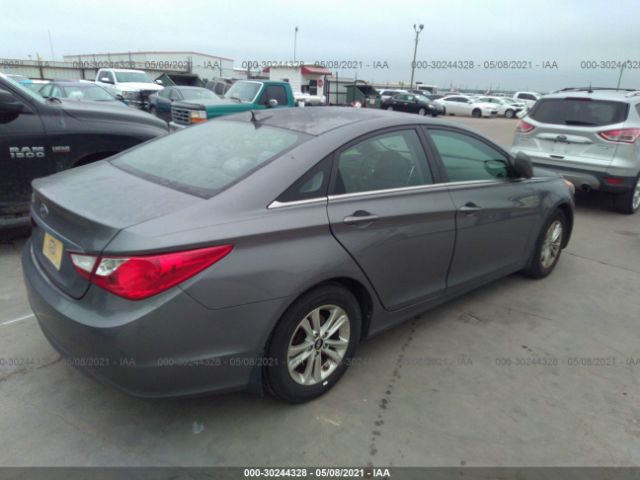 Photo 3 VIN: 5NPEB4AC1DH732078 - HYUNDAI SONATA 