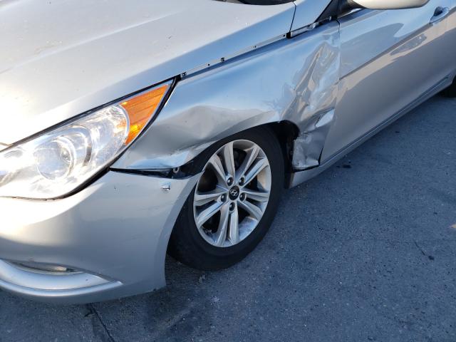 Photo 8 VIN: 5NPEB4AC1DH745350 - HYUNDAI SONATA GLS 