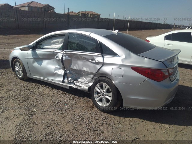 Photo 2 VIN: 5NPEB4AC1DH756509 - HYUNDAI SONATA 