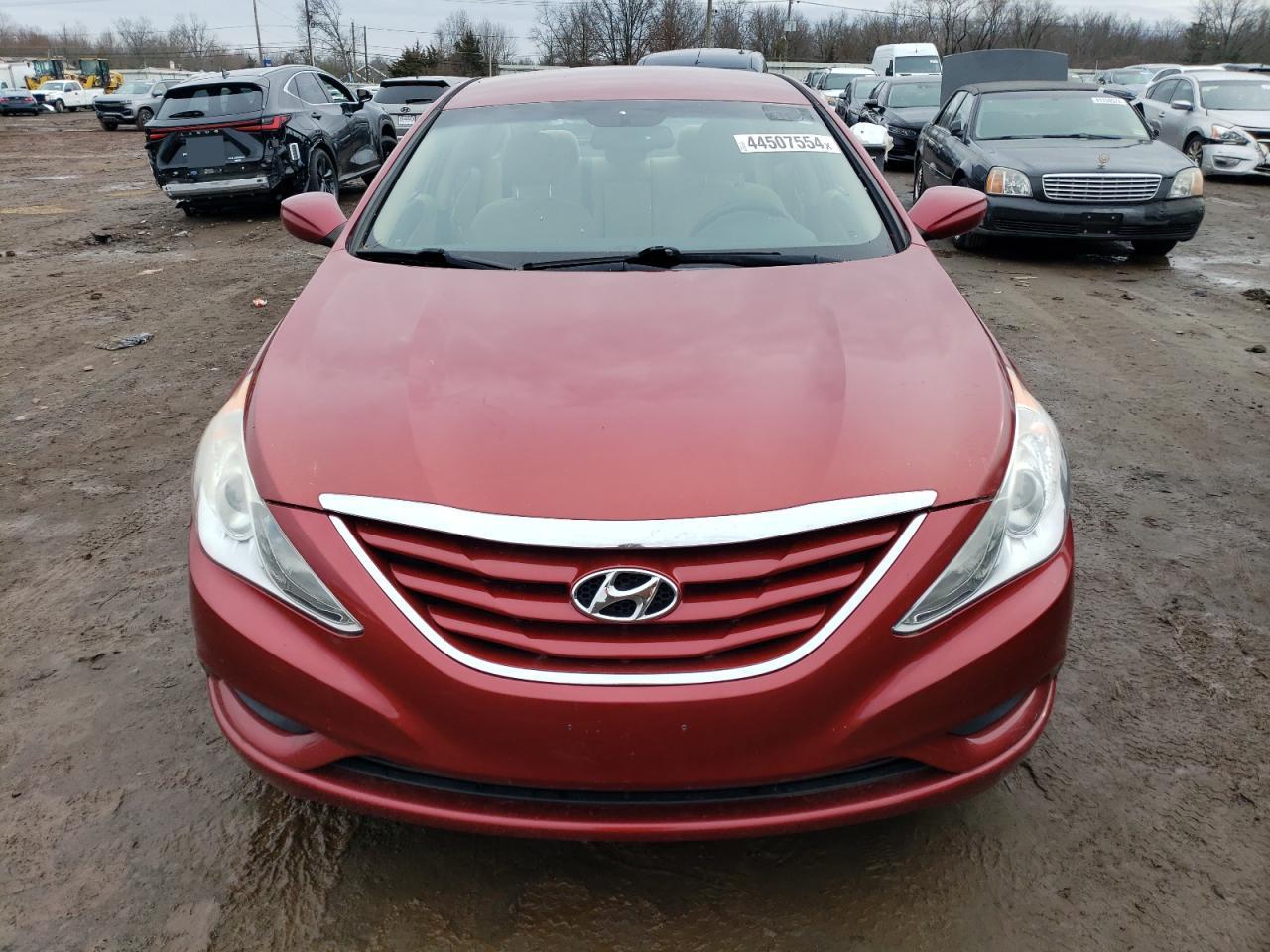 Photo 4 VIN: 5NPEB4AC1DH767428 - HYUNDAI SONATA 