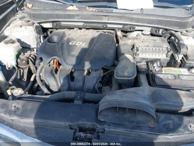 Photo 9 VIN: 5NPEB4AC1DH768224 - HYUNDAI SONATA 