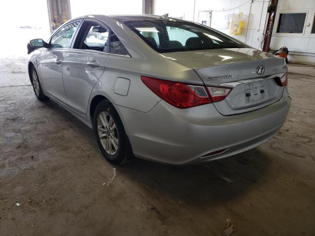 Photo 2 VIN: 5NPEB4AC1DH772743 - HYUNDAI SONATA GLS 