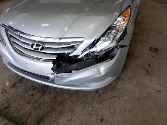 Photo 8 VIN: 5NPEB4AC1DH772743 - HYUNDAI SONATA GLS 