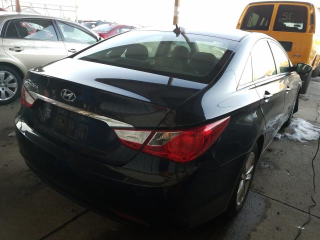 Photo 3 VIN: 5NPEB4AC1DH779515 - HYUNDAI SONATA GLS 