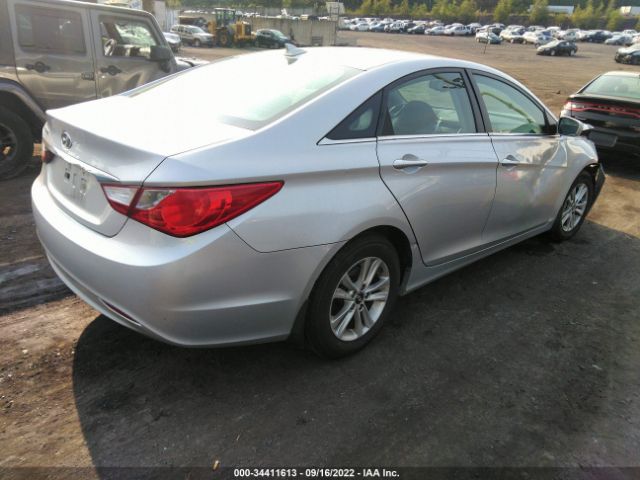 Photo 3 VIN: 5NPEB4AC1DH786898 - HYUNDAI SONATA 