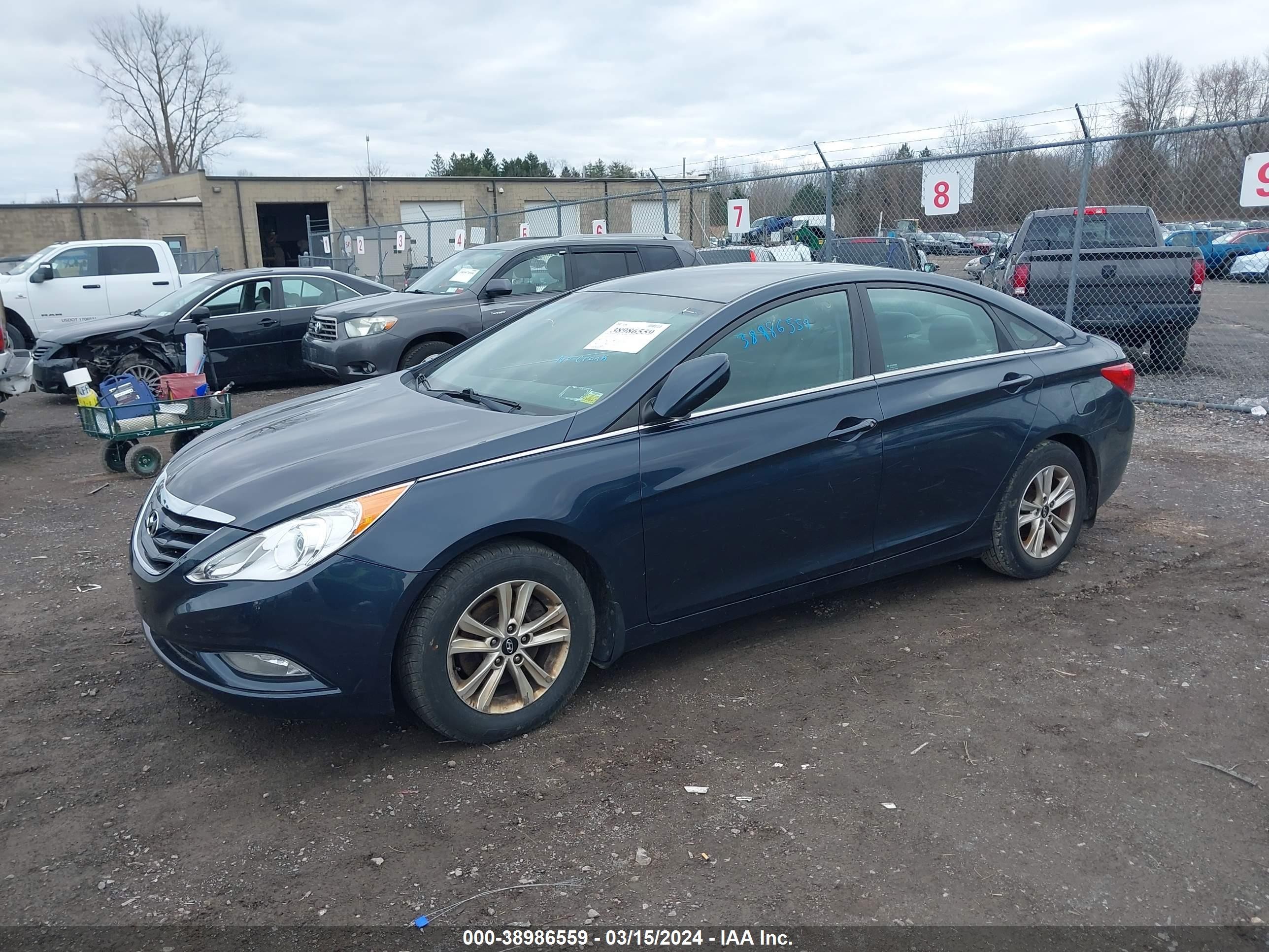 Photo 1 VIN: 5NPEB4AC1DH792376 - HYUNDAI SONATA 