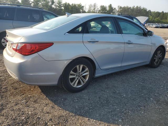 Photo 2 VIN: 5NPEB4AC1DH795939 - HYUNDAI SONATA GLS 