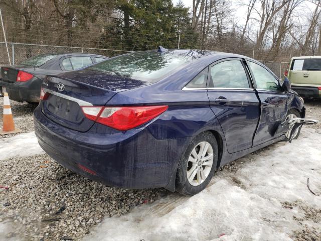 Photo 3 VIN: 5NPEB4AC1DH810407 - HYUNDAI SONATA GLS 