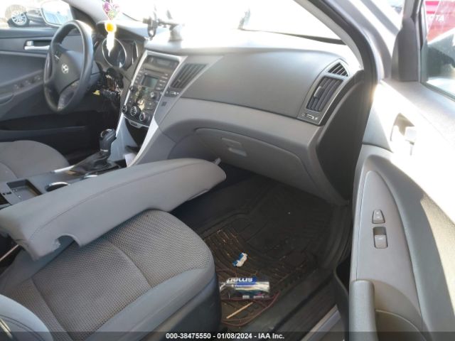 Photo 4 VIN: 5NPEB4AC1EH811591 - HYUNDAI SONATA 