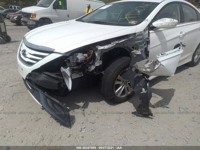 Photo 5 VIN: 5NPEB4AC1EH818623 - HYUNDAI SONATA 