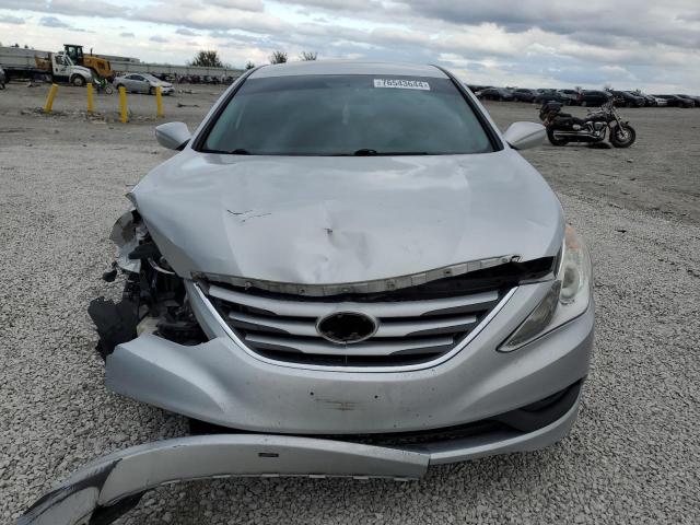 Photo 4 VIN: 5NPEB4AC1EH820873 - HYUNDAI SONATA GLS 