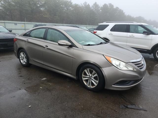 Photo 3 VIN: 5NPEB4AC1EH831601 - HYUNDAI SONATA GLS 