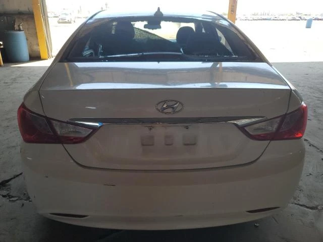 Photo 5 VIN: 5NPEB4AC1EH834210 - HYUNDAI SONATA GLS 