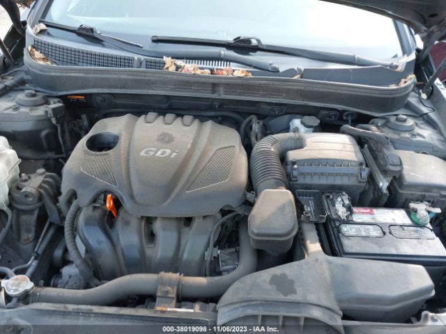 Photo 9 VIN: 5NPEB4AC1EH839861 - HYUNDAI SONATA 