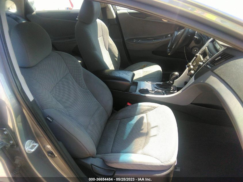 Photo 4 VIN: 5NPEB4AC1EH859642 - HYUNDAI SONATA 